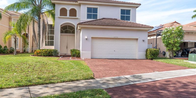 Homestead House: 1770 NE 37th Pl