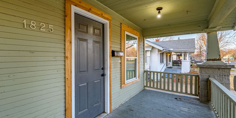 Wichita Apartment: 1825 S Topeka Ave