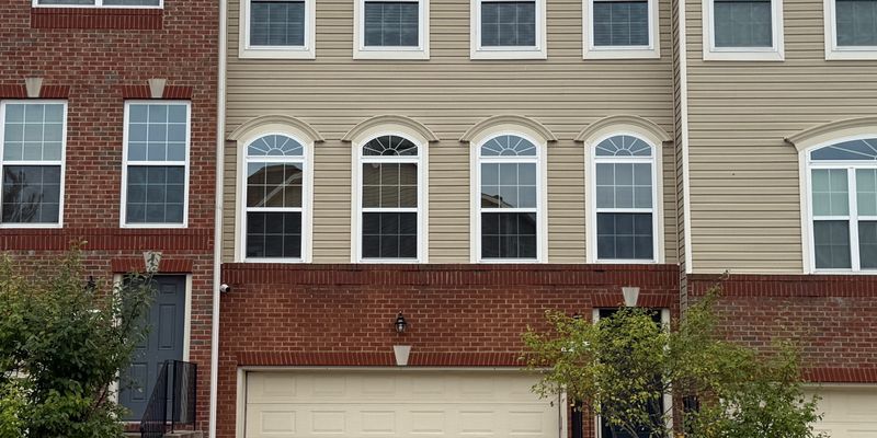 Laurel House: 3507 Sea Grass Ln