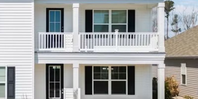 Little River House: 2053 Ainsley Dr