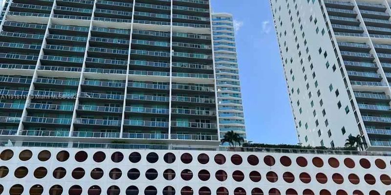 Miami Apartment: 55 SE 6th St