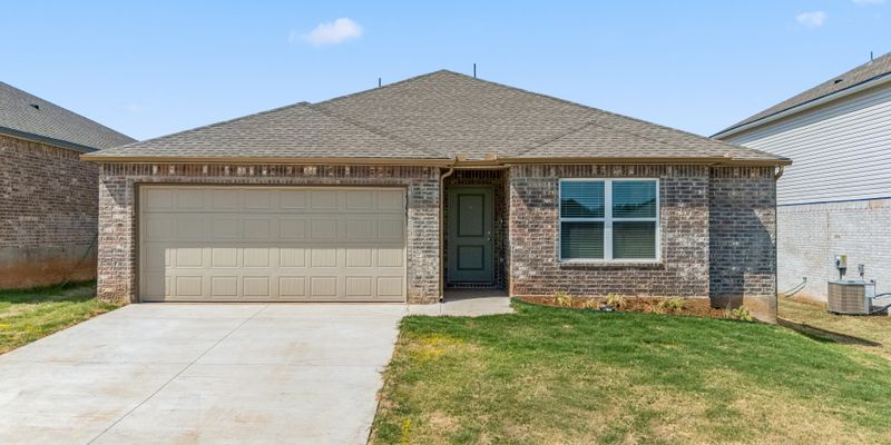 Stillwater House: 2123 W 30th Pl