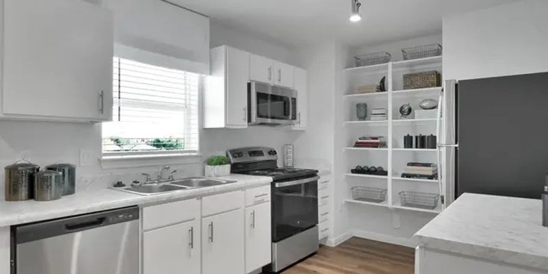 Katy Apartment: 19087 Windy Stone Dr