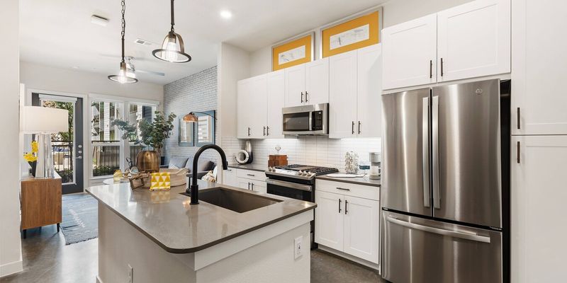 Houston Apartment: 1008 Durham Dr