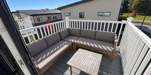 Clean deck, clear table, preserved view-2.png