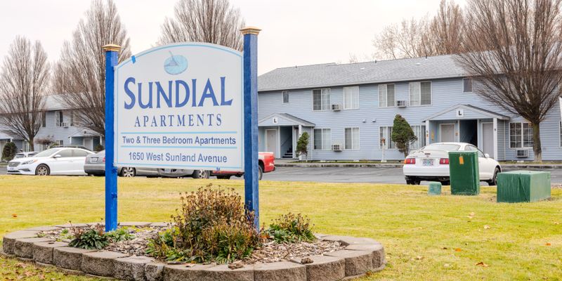 Hermiston Apartment: 1650 W Sunland Ave