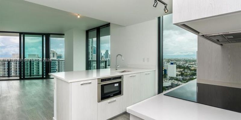 Miami Condo: 501 NE 31st St