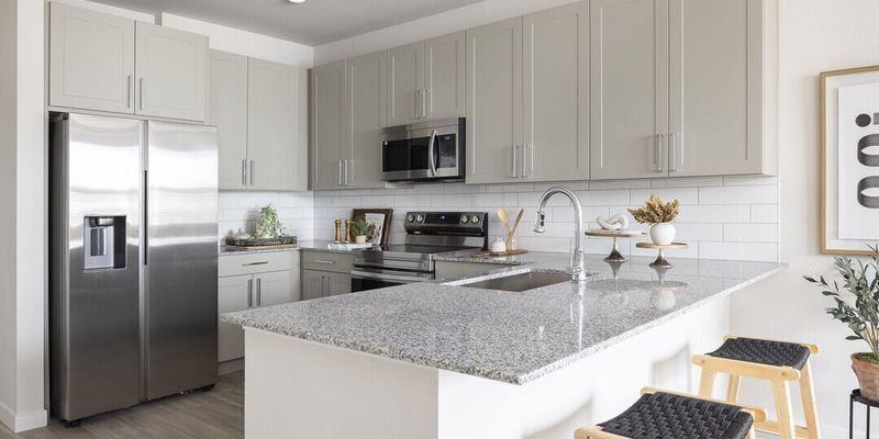 Houston Apartment: 9300 Westview Dr