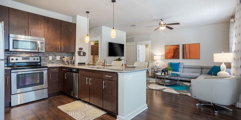 Houston Apartment: 9800 Cypresswood Dr