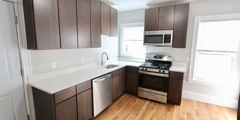 Malden Apartment: 34 Russell St