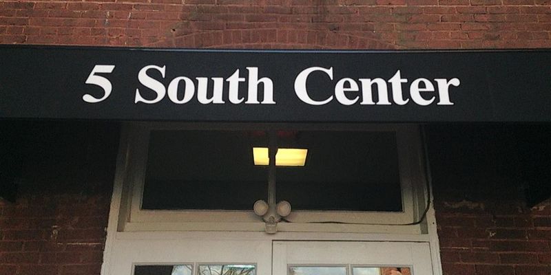 Westminster Apartment: 5 South Center Street