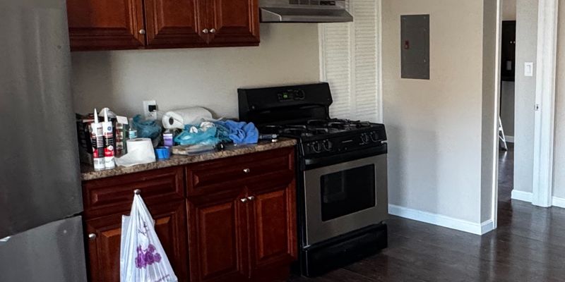 Utica Apartment: 1415 Bleecker Street