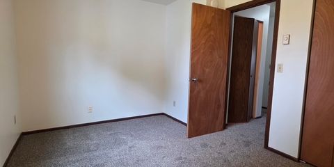 Bedroom.JPG