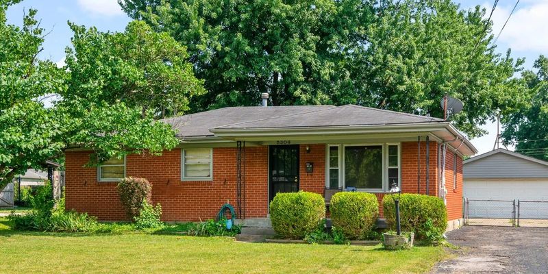 Louisville House: 5306 Senator Ln