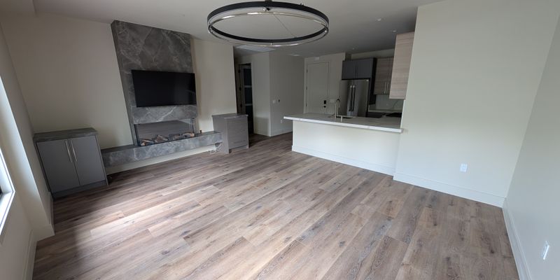Clayton Apartment: 1026 Oak Street