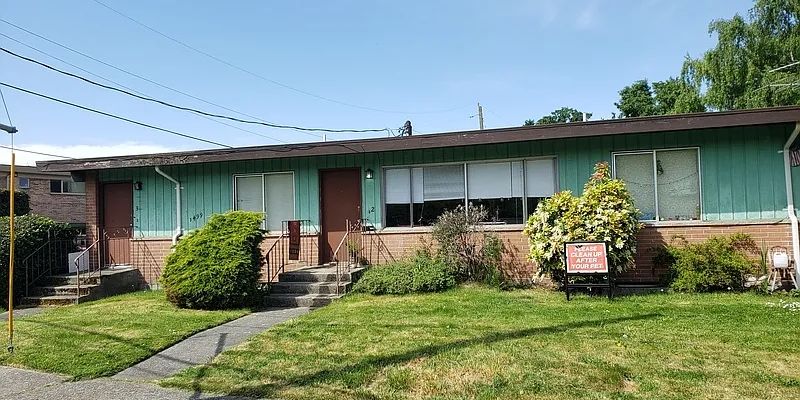 Seattle Apartment: 1495 S Columbian Way