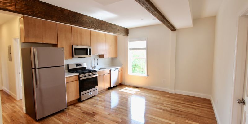 Lynn Apartment: 12 Greenwood Pl