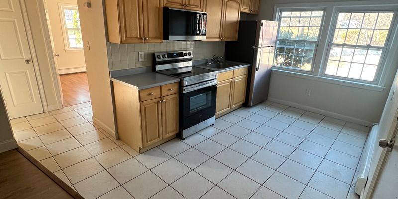 Amesbury Condo: 8 Carriage Hill Road