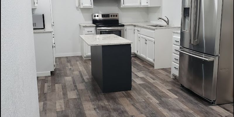 Sauk Rapids Apartment: 810 2nd Ave N