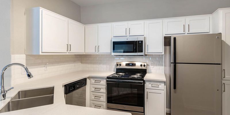 Houston Apartment: 8787 Woodway Dr