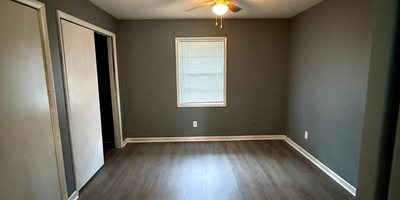 Florence Apartment: 510 E High St