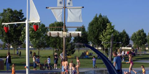 Kleiner park splash pad.jpg