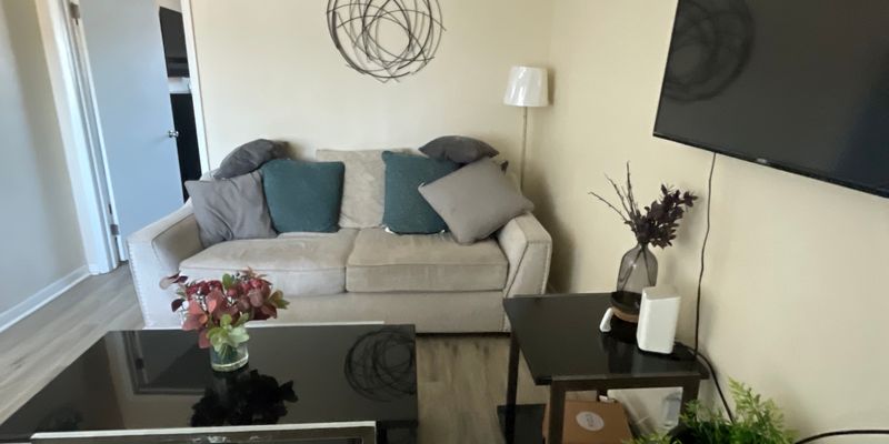 Norfolk Apartment: 9523 5th Bay St