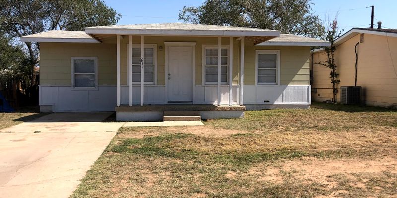 Big Spring House: 611 McEwen St