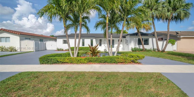 Miami House: 1807 SW 102nd Pl