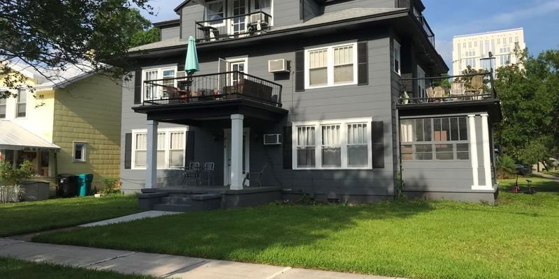 Orlando Apartment: 418 Broadway Avenue