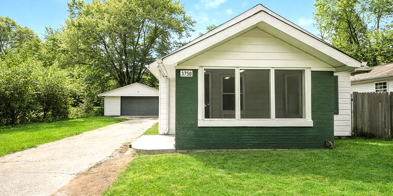 Indianapolis House: 3750 N Kercheval Dr