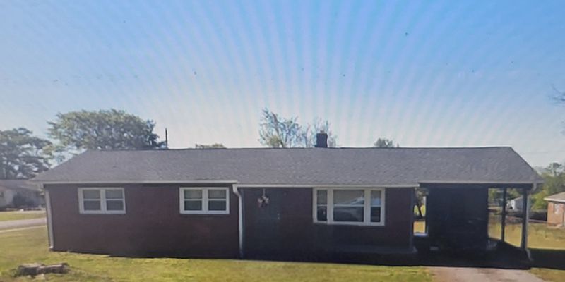 Cowpens House: 168 Old Pacolet Rd