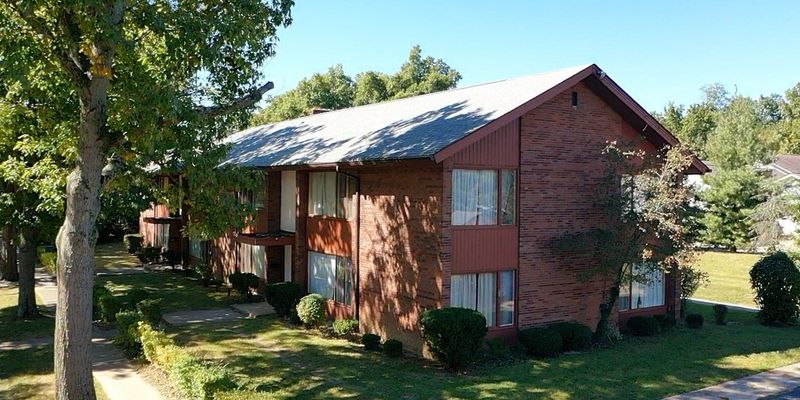 Cincinnati Apartment: 21 Drummond St