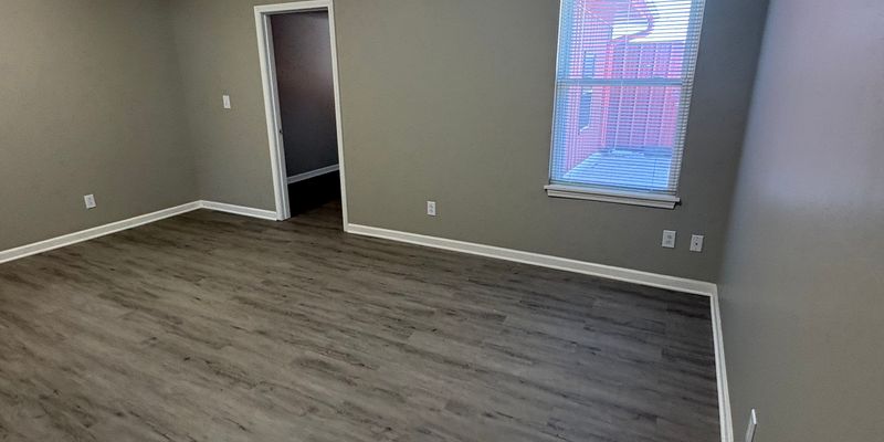 Tell City Apartment: 602 12th street