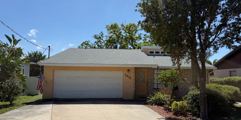 Palmetto House: 1211 4th St W