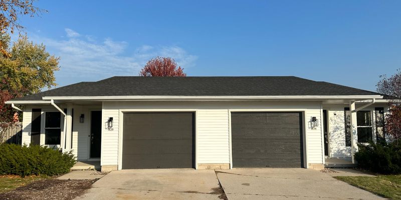 Manitowoc Apartment: 4010 Ellis St
