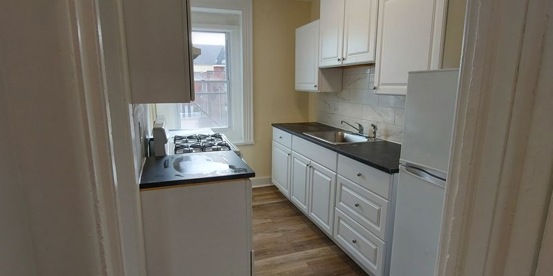 Phillipsburg Apartment: 398-400 S Main St