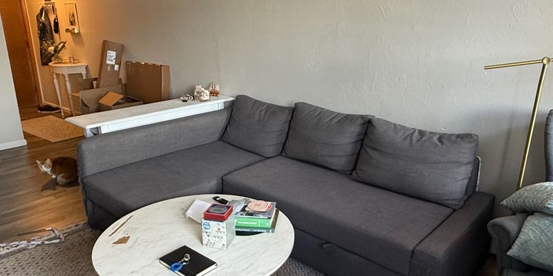 Minneapolis Apartment: 814 11th Ave SE