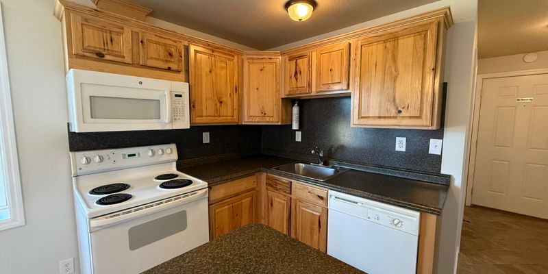 Accident Apartment: 30 Country Aire Ln