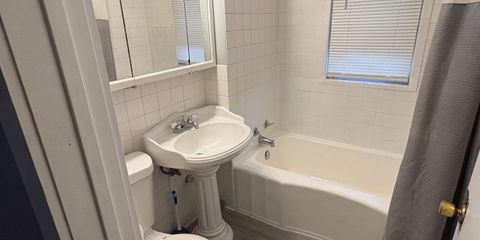 3706 Apartment 2 (1).jpg