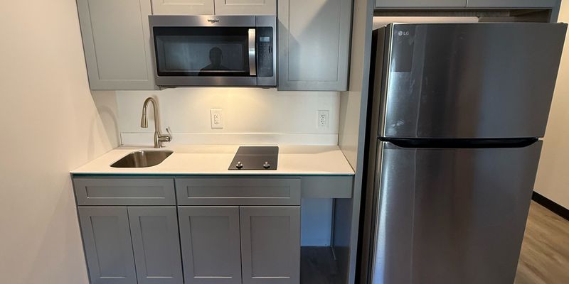 Holiday Island Apartment: 5 Woodsdale Dr