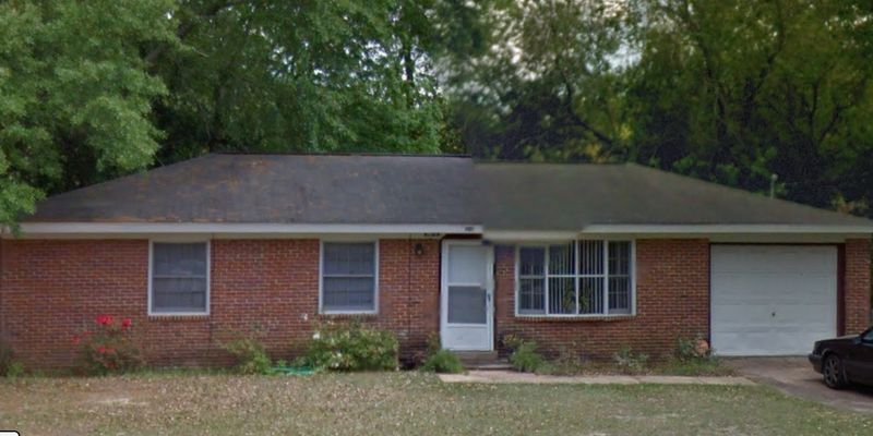 DOTHAN House: 1101 Jonathan