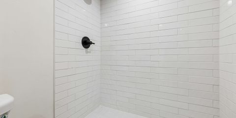 10-web-or-mls-669 E. 8th ave -10.jpg
