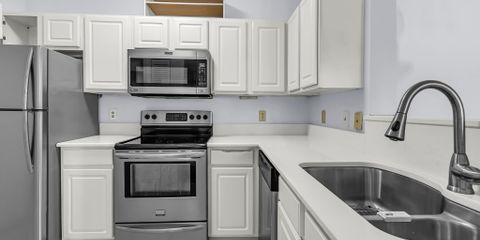 1600 Long Grove kitchen 1.jpg