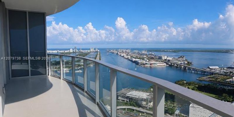Miami Condo: 1400 Biscayne Blvd
