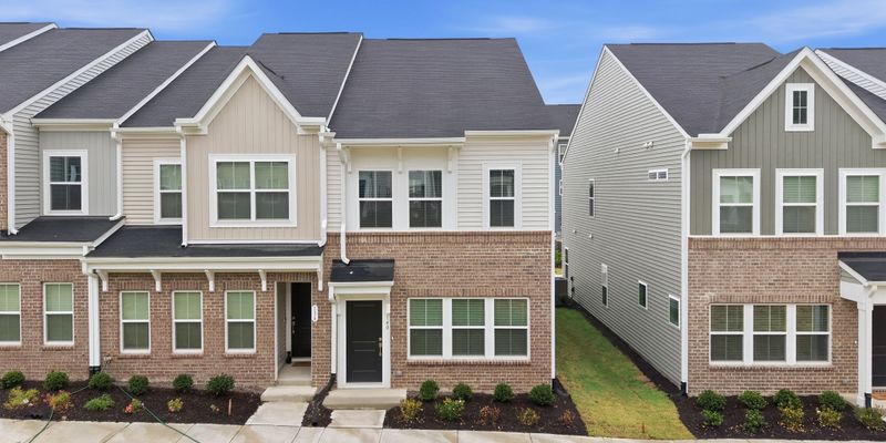 Garner House: 140 Silver Fir Ln