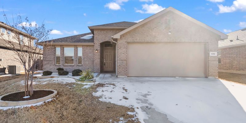 Fort Worth House: 5313 Creek Hill Ln