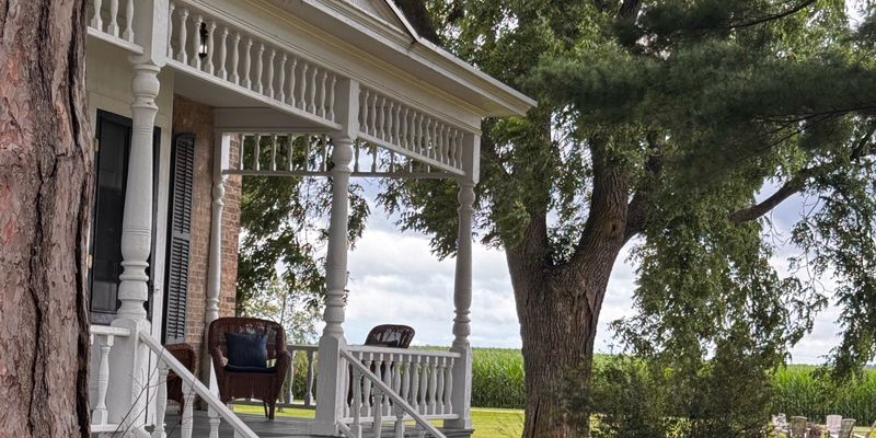 Janesville House: 6832 Co Rd H