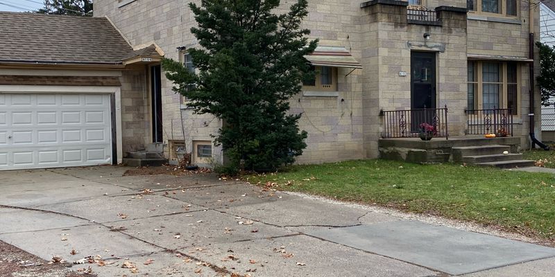 Milwaukee Apartment: 4102 N 39th St