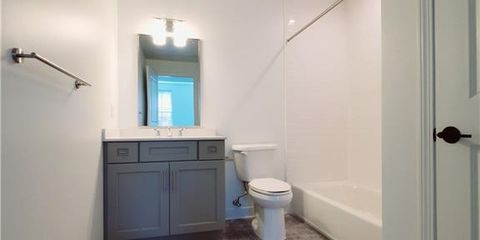 Bathroom 1.jpg